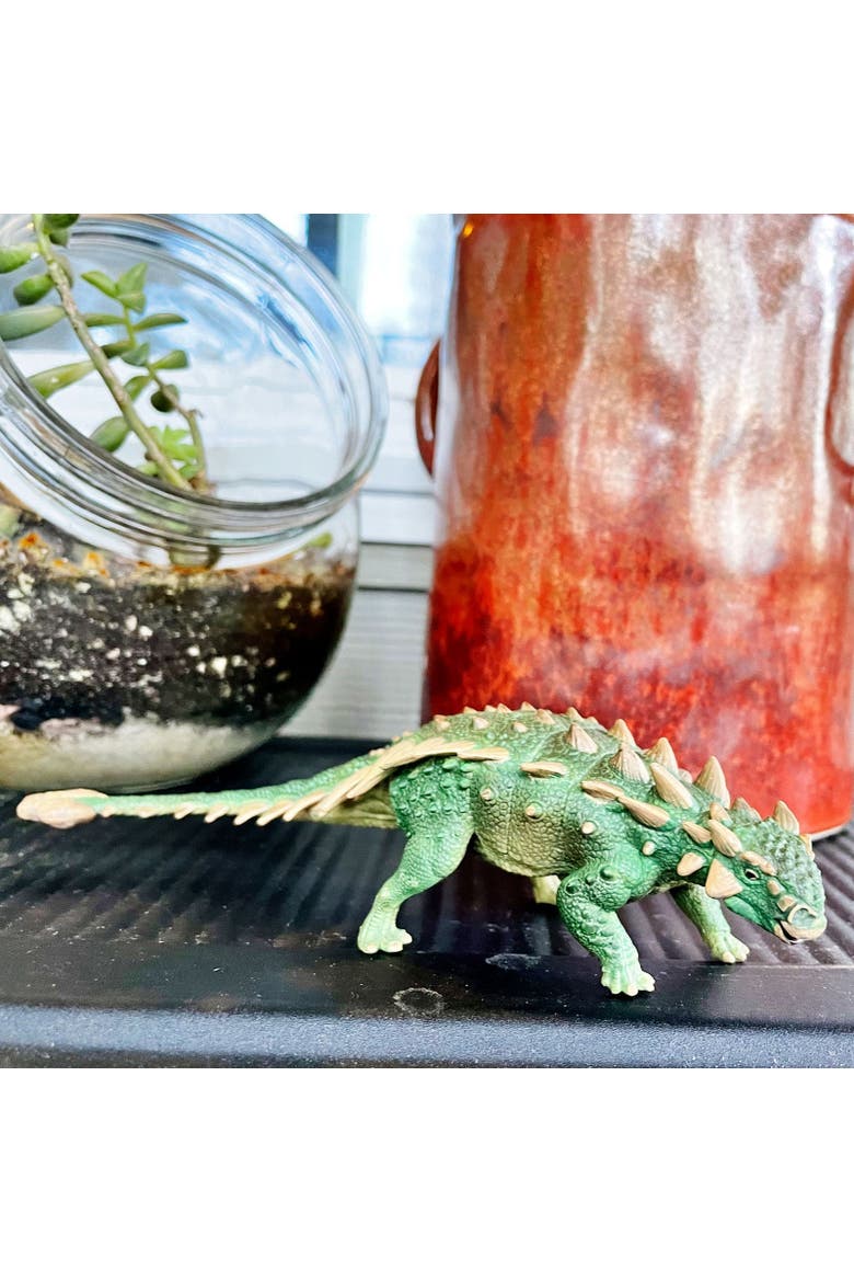 Zuul Toy, Alternate, color, No Color