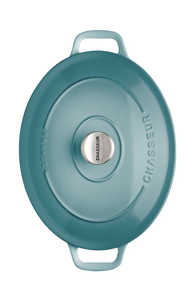 CHASSEUR French 5.3-Quart Enameled Cast Iron Oval Dutch Oven - Quartz Blue, Alternate, color, Quartz Blue