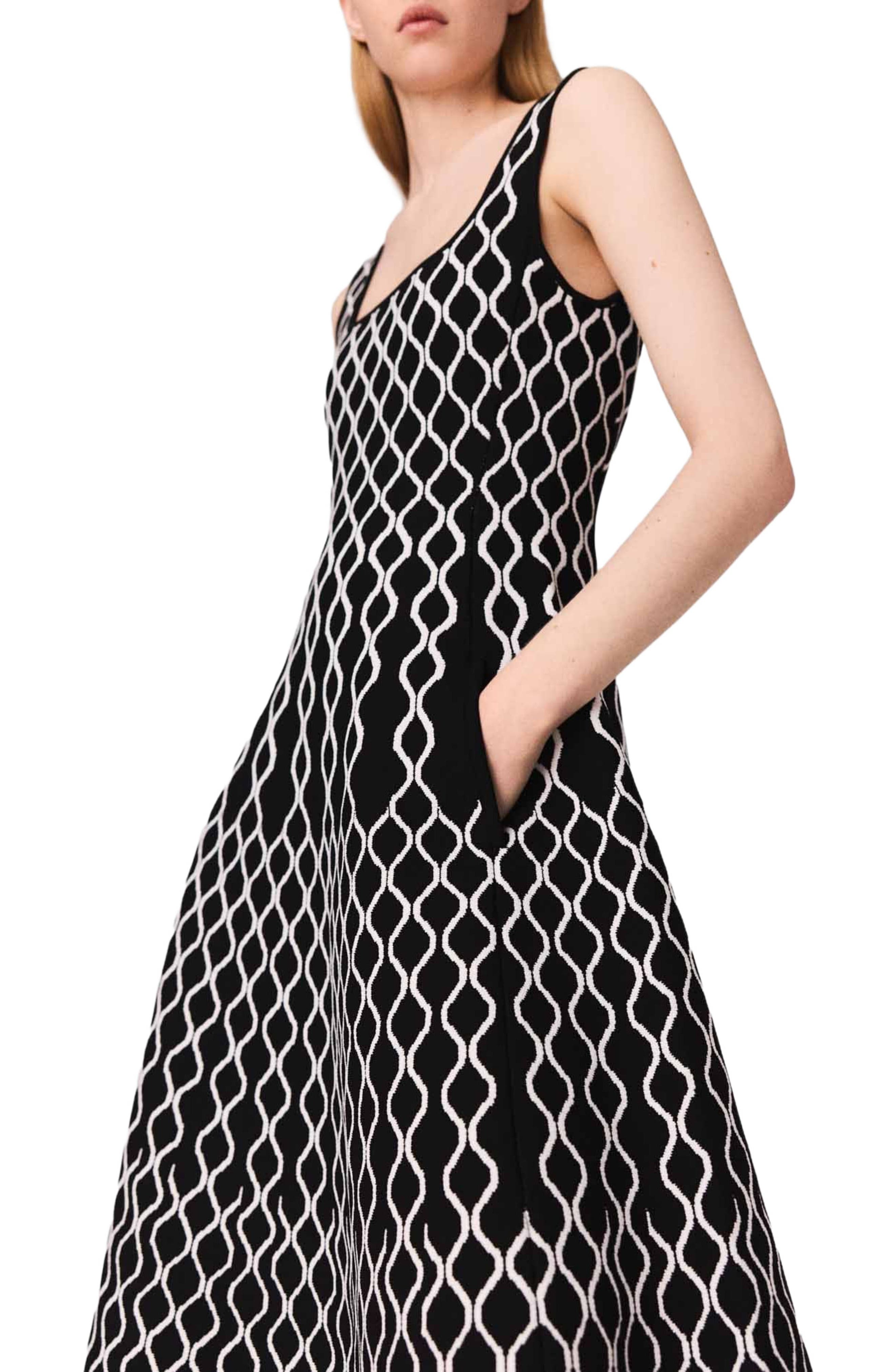 jacquard knit midi dress Elisabetta Franchi Decorative-button Jacquard Knit Midi Dress