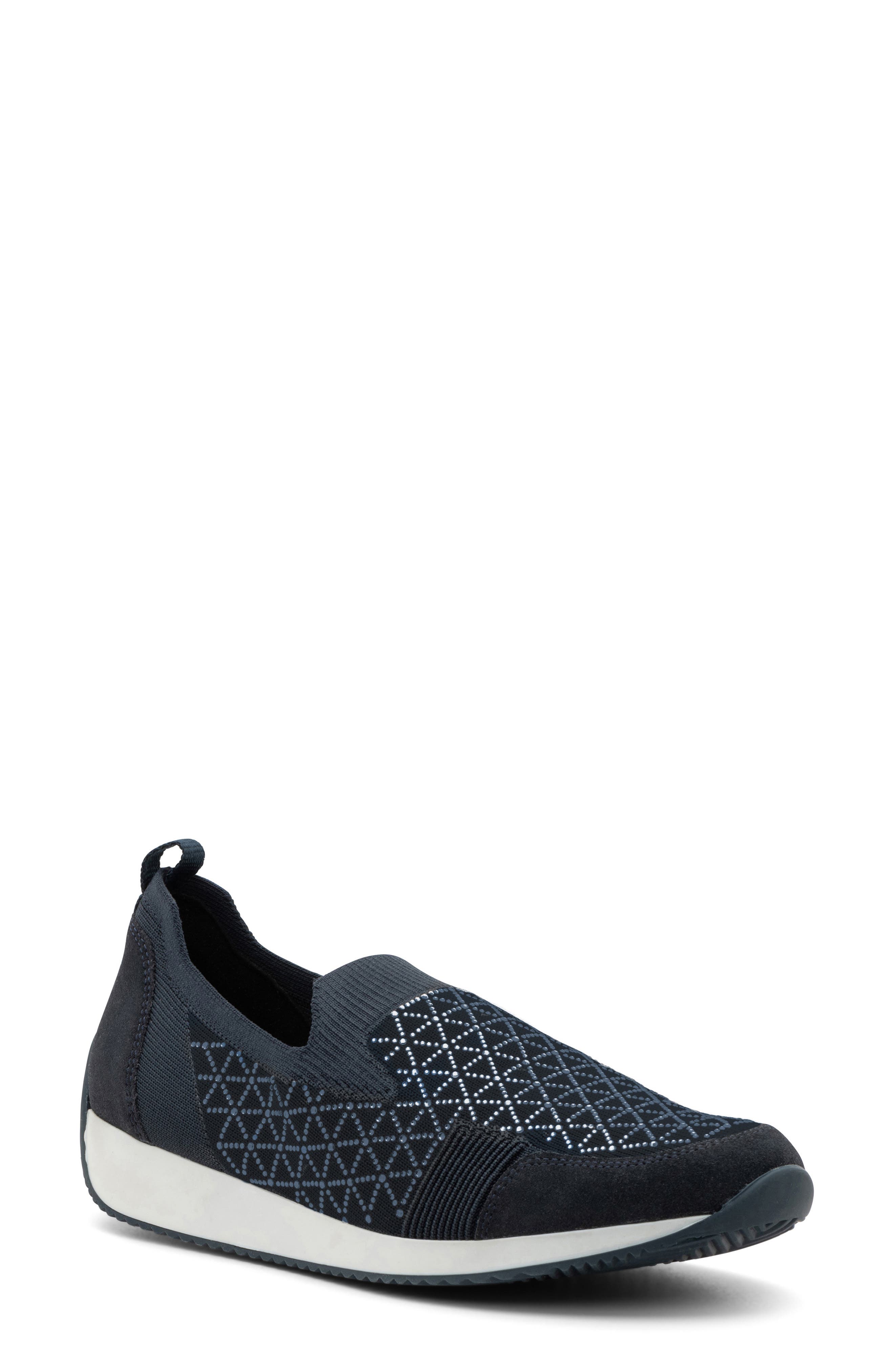 Layton 3 Slip-On Sneaker
