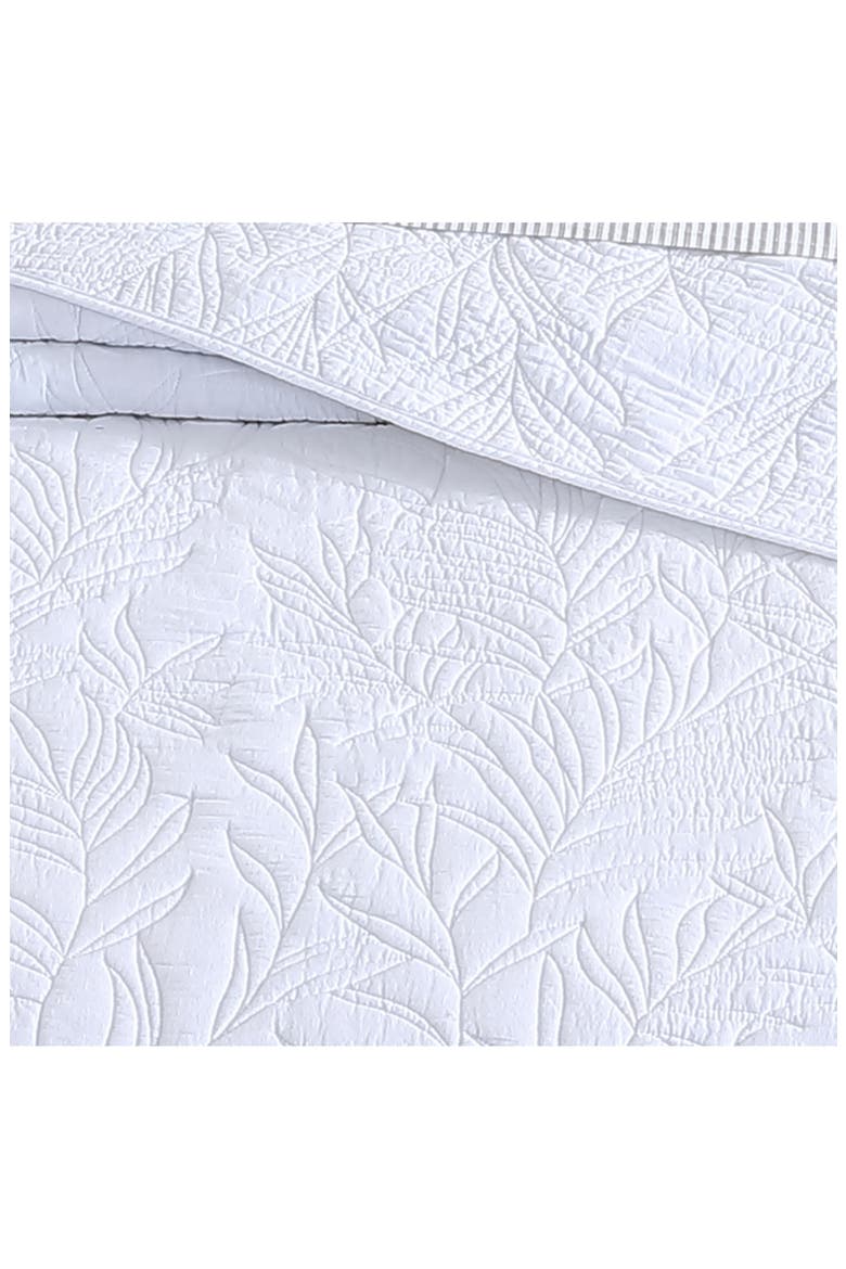 Solid Costa Quilt, Alternate, color, WHITE