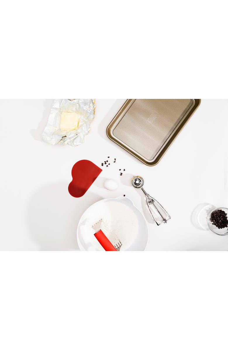 CUISIPRO 5.25 Inch Deluxe Pastry Blender, Red, Alternate, color, Red