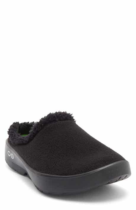 Oofos Gender Inclusive Oocoozie Fleece Clog Slipper