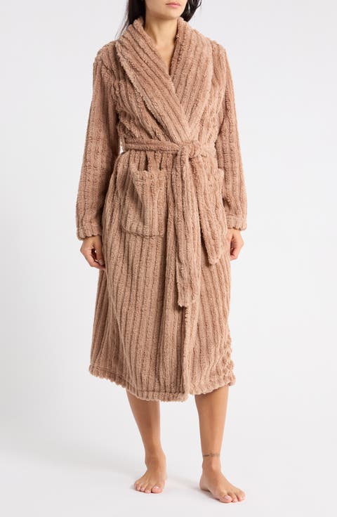 Textured Plush Fleece Robe