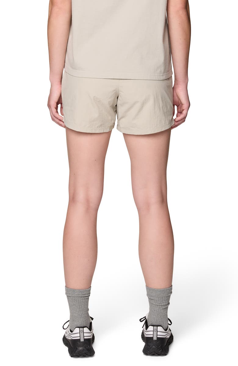 Mountain Hardwear Stryder Belted Shorts, Alternate, color, Oyster Shell