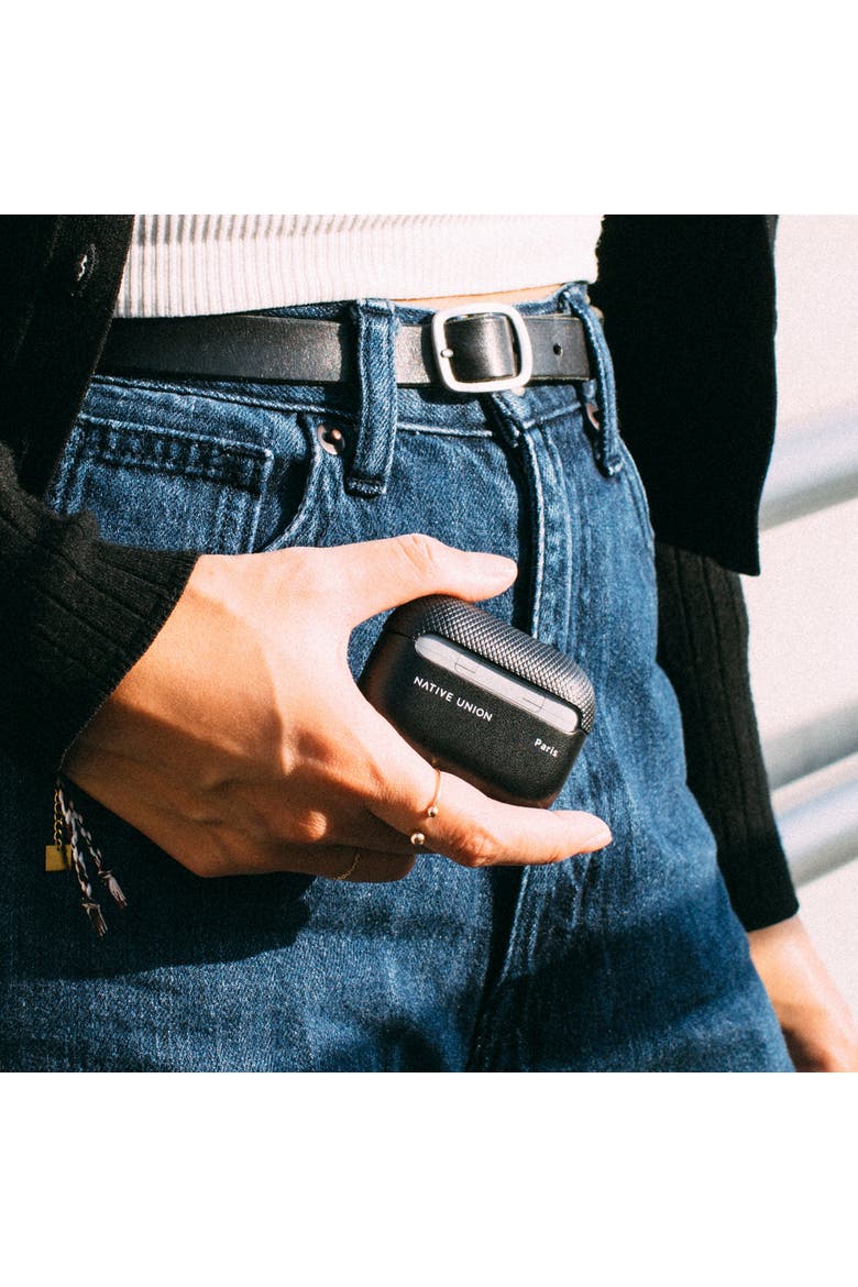 (Re)Classic Case AirPods Pro, Alternate, color, BLACK