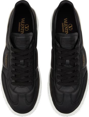 【関税＆送料込み】Valentino Garavani Upvillage Low-Top Sne Valentino Garavani Upvillage Sneakers | Brown | FARFETCH