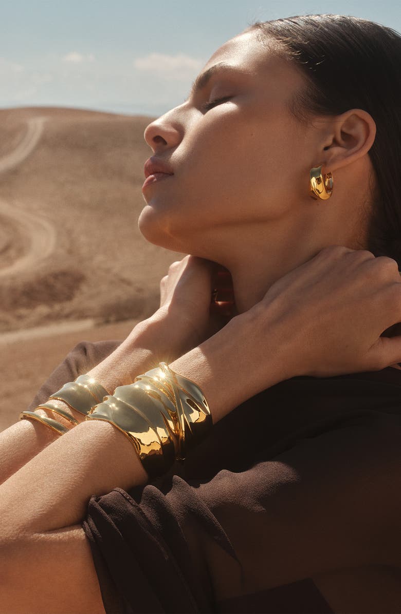 Monica Vinader Nomade Medium Hoop Earrings, Alternate, color, 18K Gold Vermeil