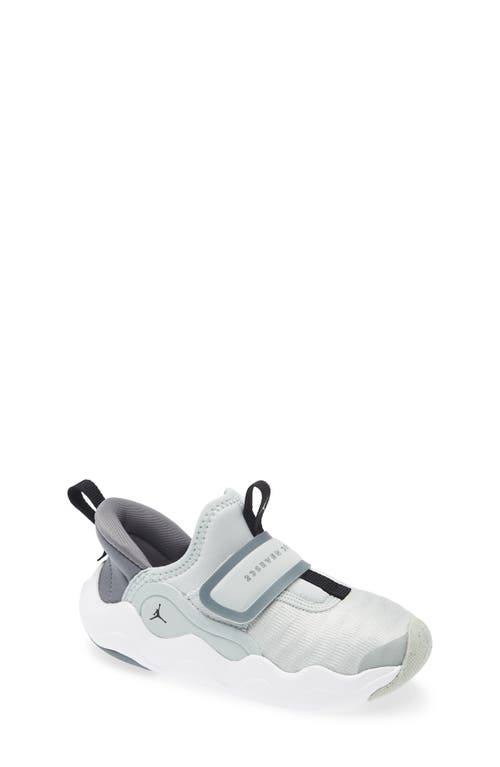 Nike 23/7.2 Easyon Sneaker