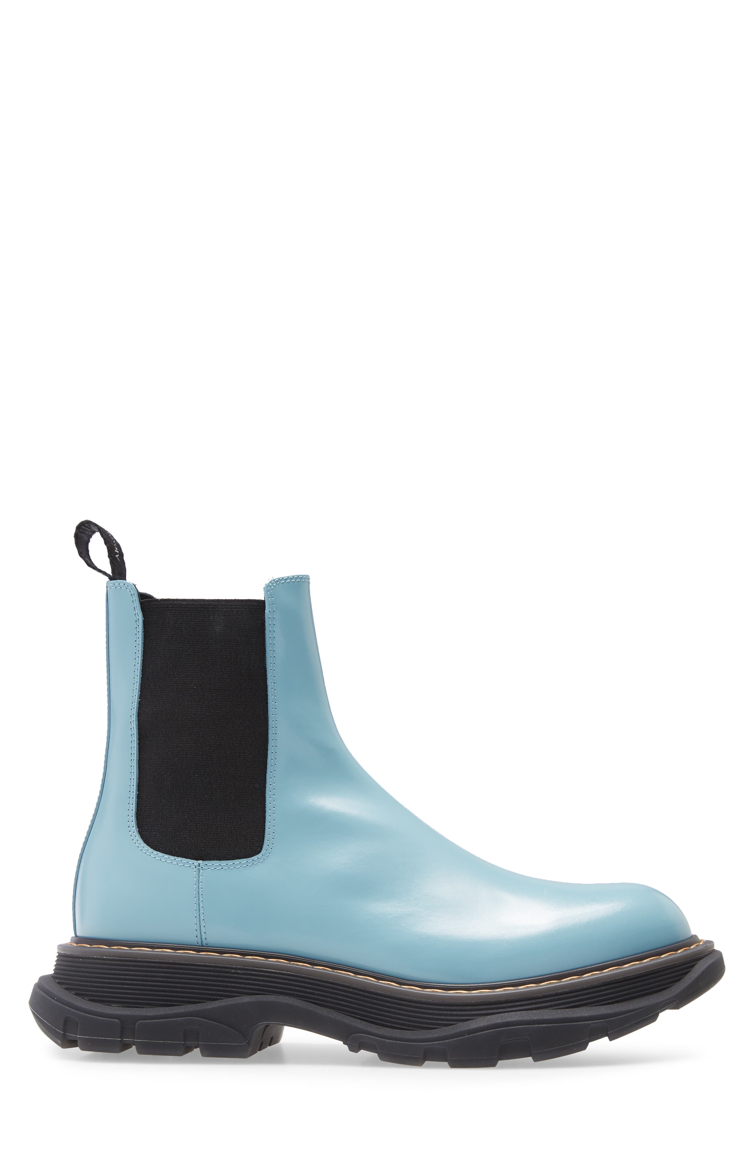 Alexander McQueen Tread Chelsea Boot, Alternate, color, CORN BLUE