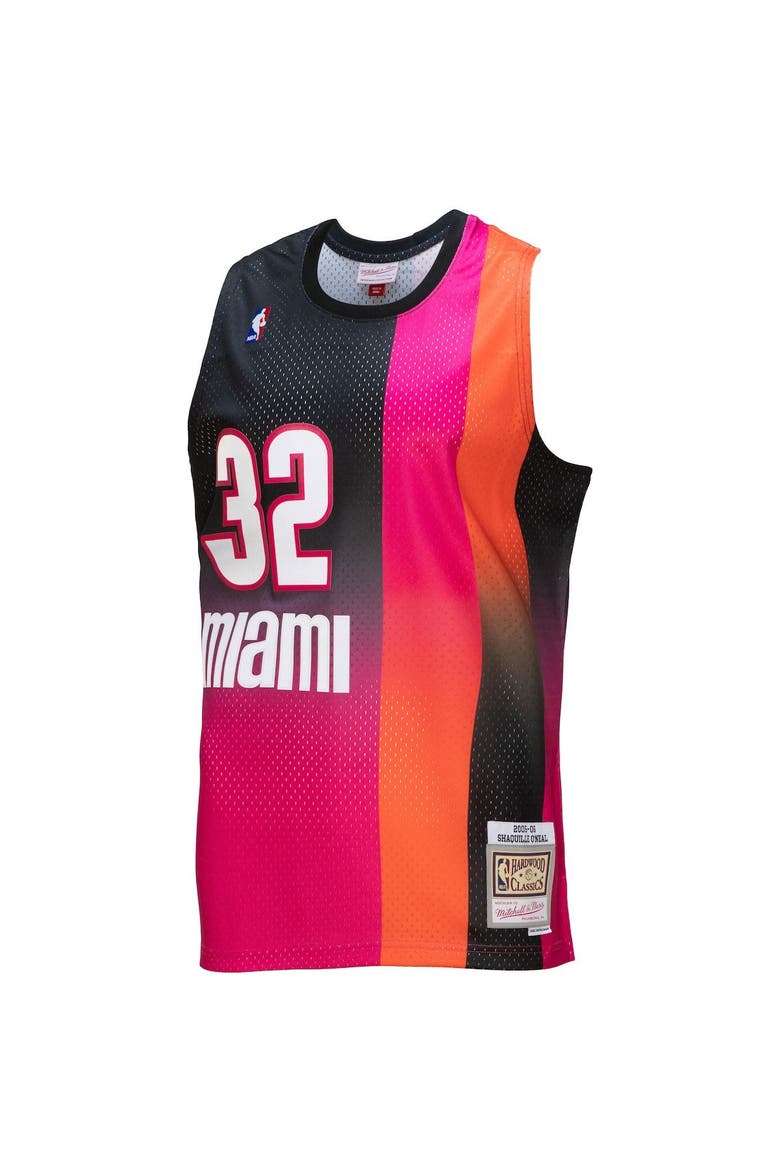 Men's Mitchell & Ness Shaquille O'Neal Pink/Black Miami Heat 2005/06 Hardwood Classics Fadeaway Swingman Player Jersey, Alternate, color, Pink
