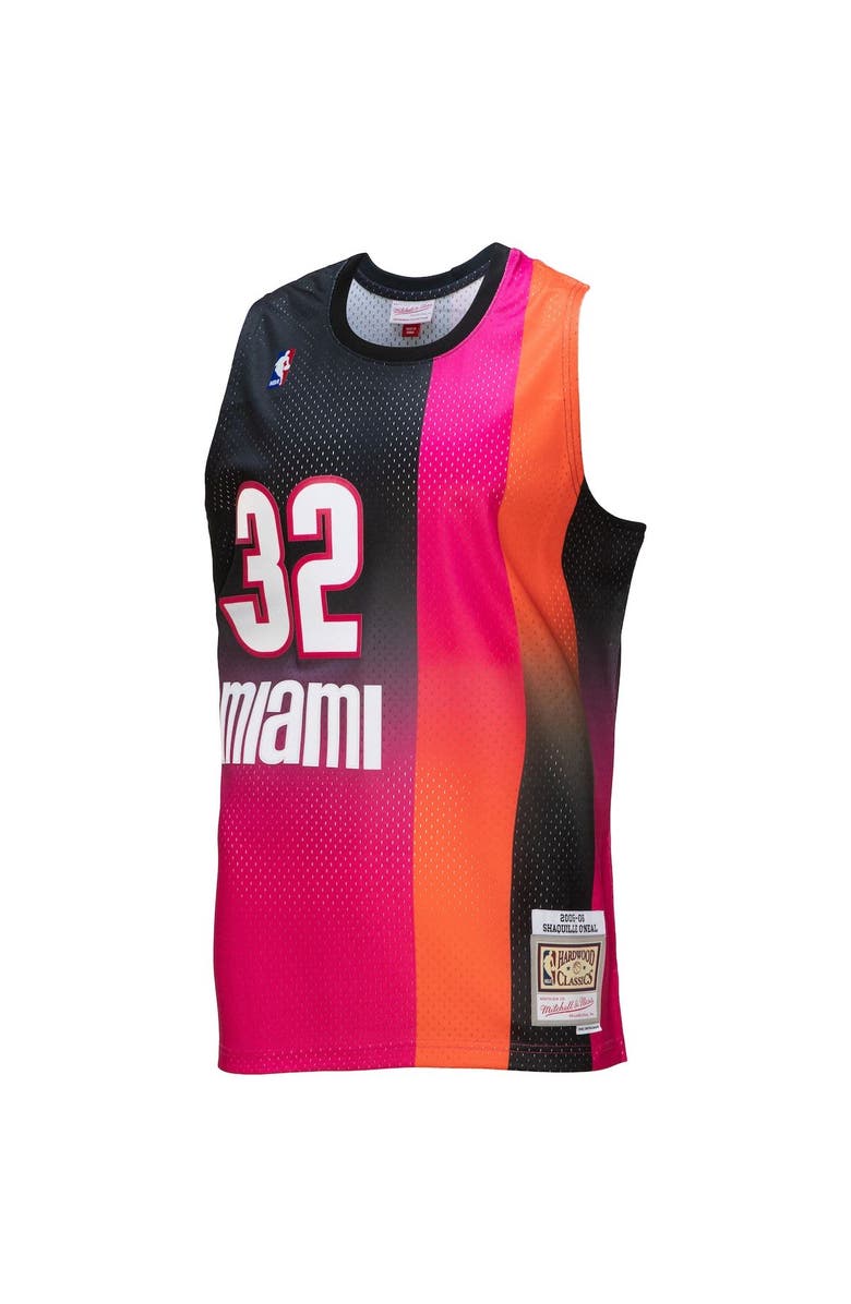 Mitchell & Ness Men's Mitchell & Ness Shaquille O'Neal Pink/Black Miami Heat 2005/06 Hardwood Classics Fadeaway Swingman Player Jersey, Alternate, color, 
