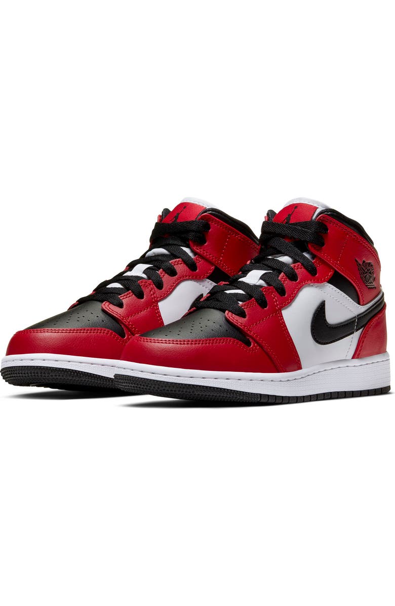 Jordan Air Jordan 1 Mid Sneaker, Main, color,