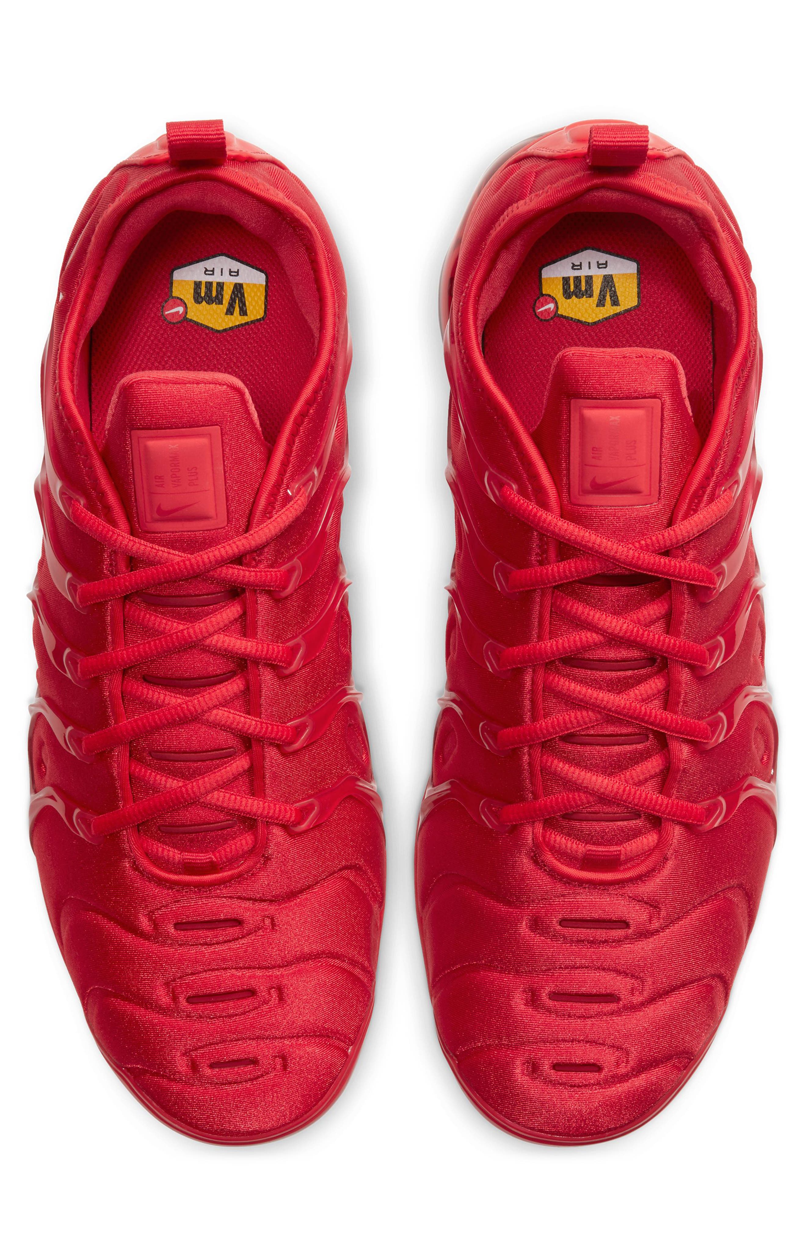 Air VaporMax Plus Sneaker, Alternate, color, UNIVERSITY RED
