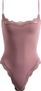 SKIMS Fits Everybody Lace Cami Bodysuit