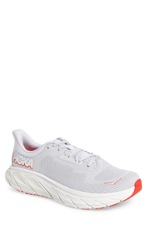 Arahi 7 Running Shoe (Men)