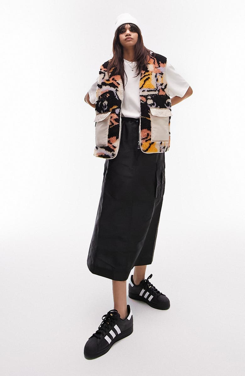 Topshop Camouflage High Pile Fleece Vest, Alternate, color, 