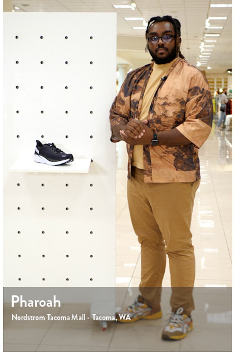 Clifton 8 Running Shoe video