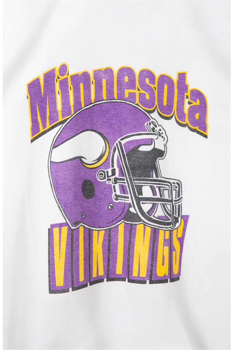 Minnesota Vikings Throwback Helmet Cotton Graphic T-Shirt, Alternate, color, WHITE
