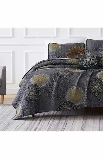 SOUTHSHORE FINE LINENS Midnight Floral Quilt Set