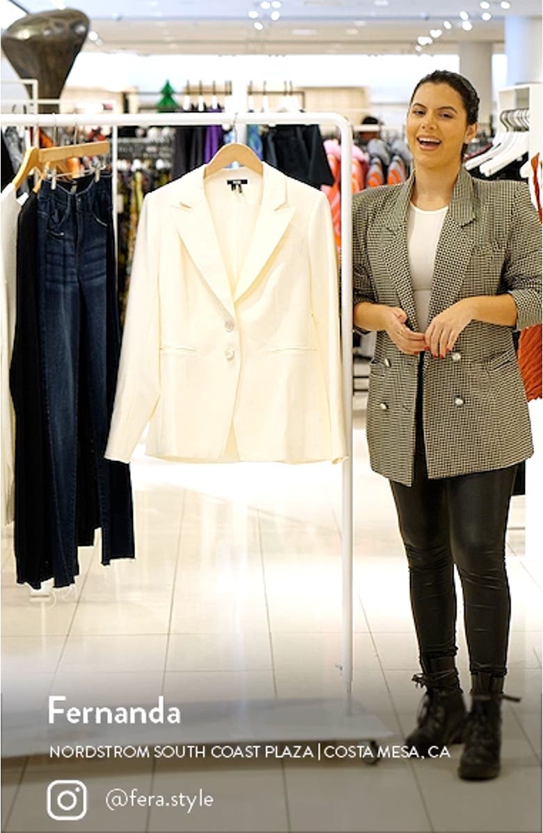 Chelsee Blazer, sales video thumbnail