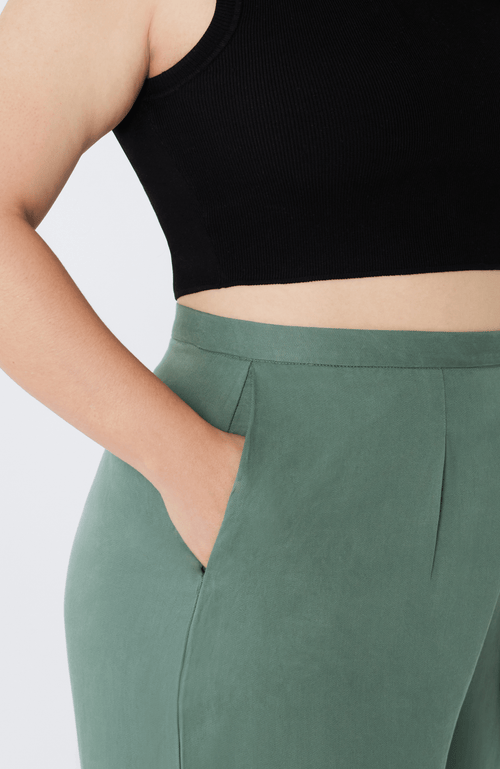 Aam The Label The Wide Leg Pant For Full Hips And Thighs