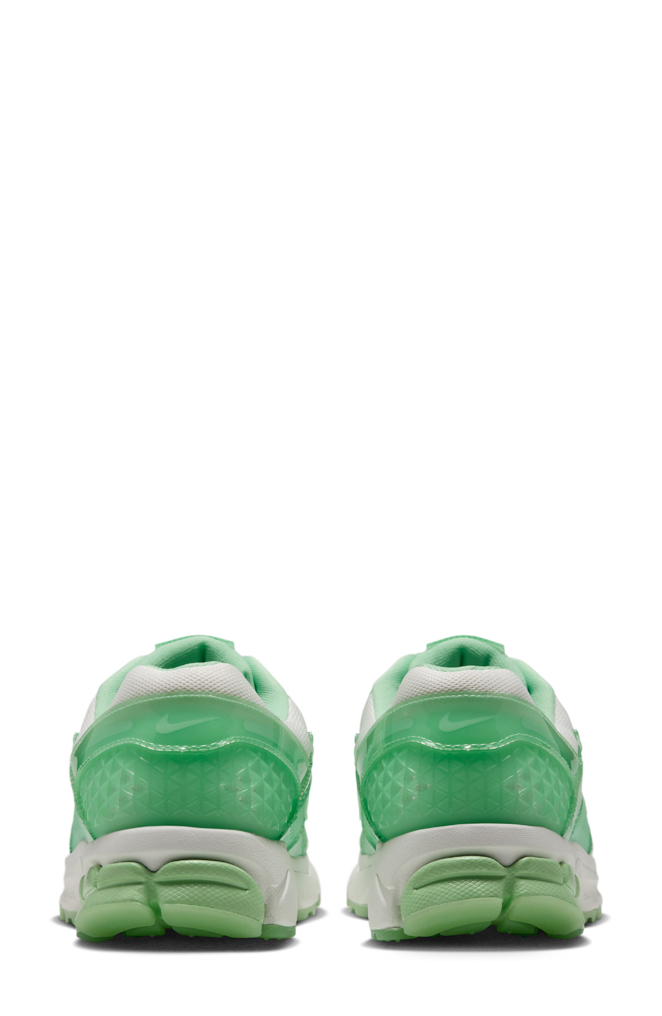 Zoom Vomero 5 Sneaker, Alternate, color, SAIL/ GREEN/ PINK/ CUCUMBER