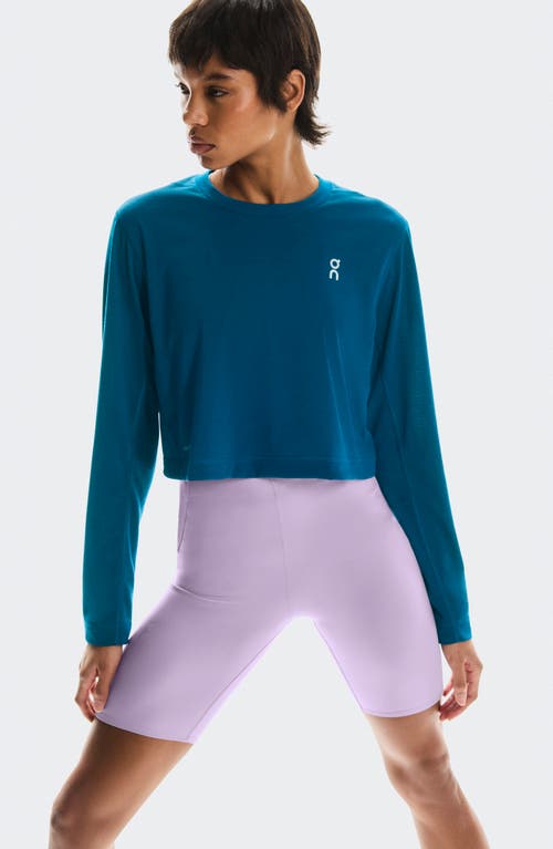 On Lg Sleeve Crop Training Top In Blue