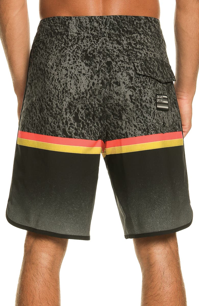 Quiksilver Surfsilk Division Scallop Board Shorts, Alternate, color, 