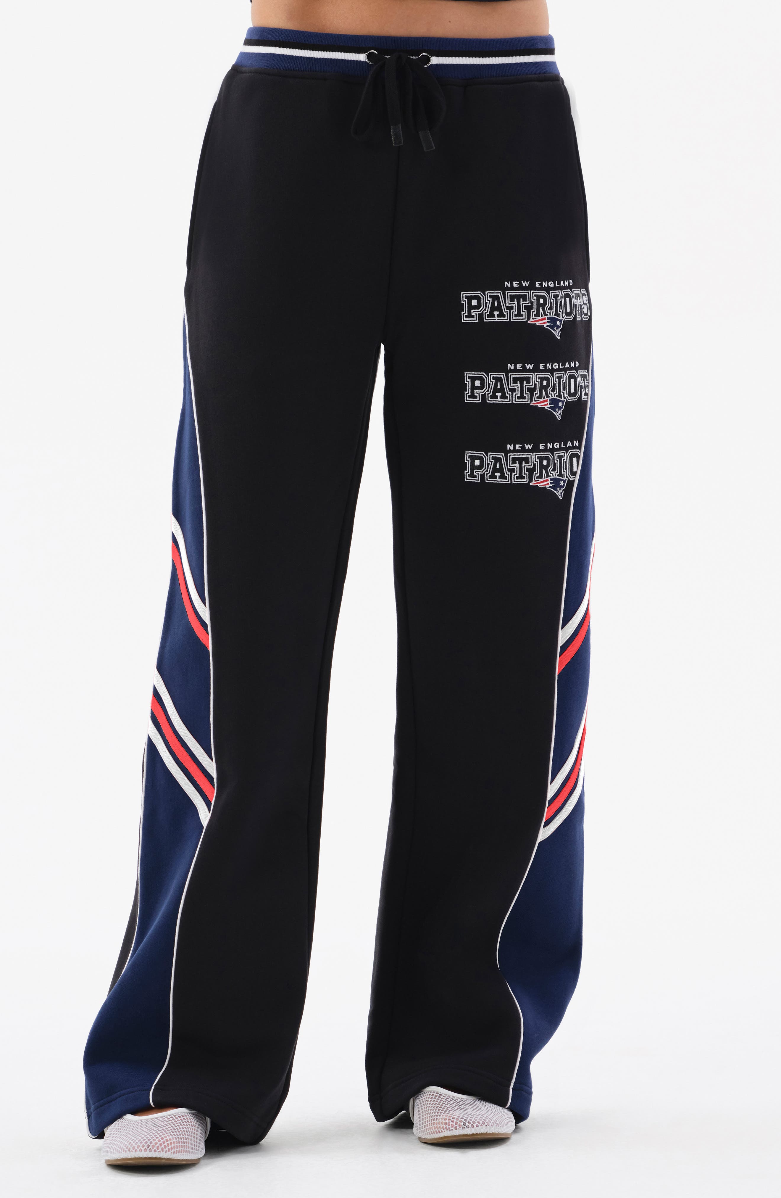 BLACK/ PATRIOTS