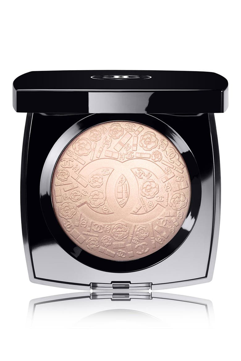 POUDRE SIGNÉE DE CHANEL 
Illuminating Powder, Main, color, SOFT PEACH BEIGE