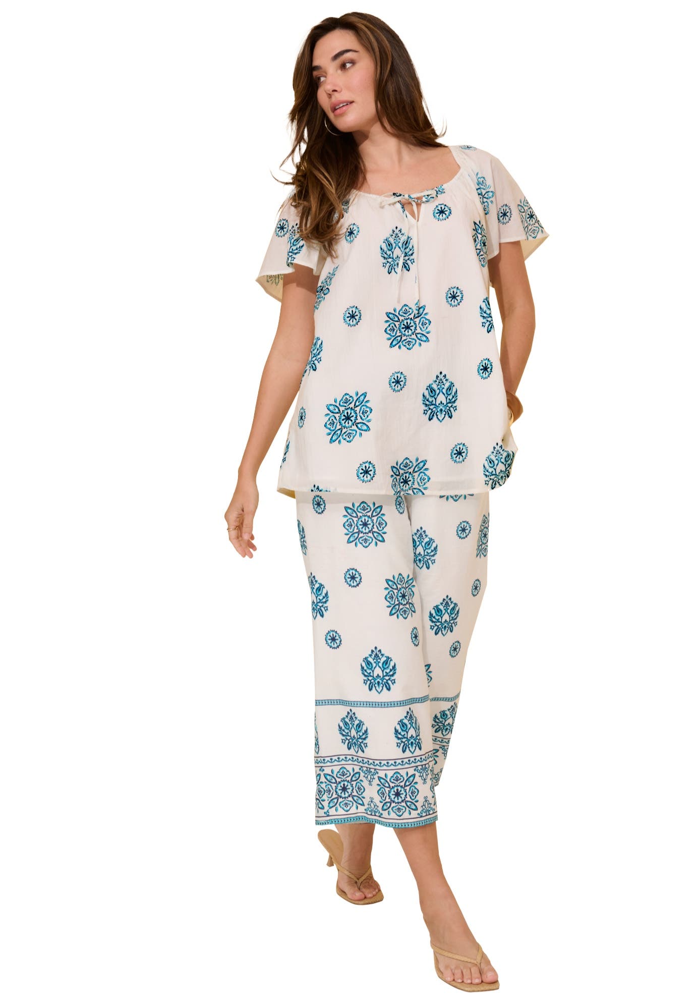 WHITE MULTI MEDALLION