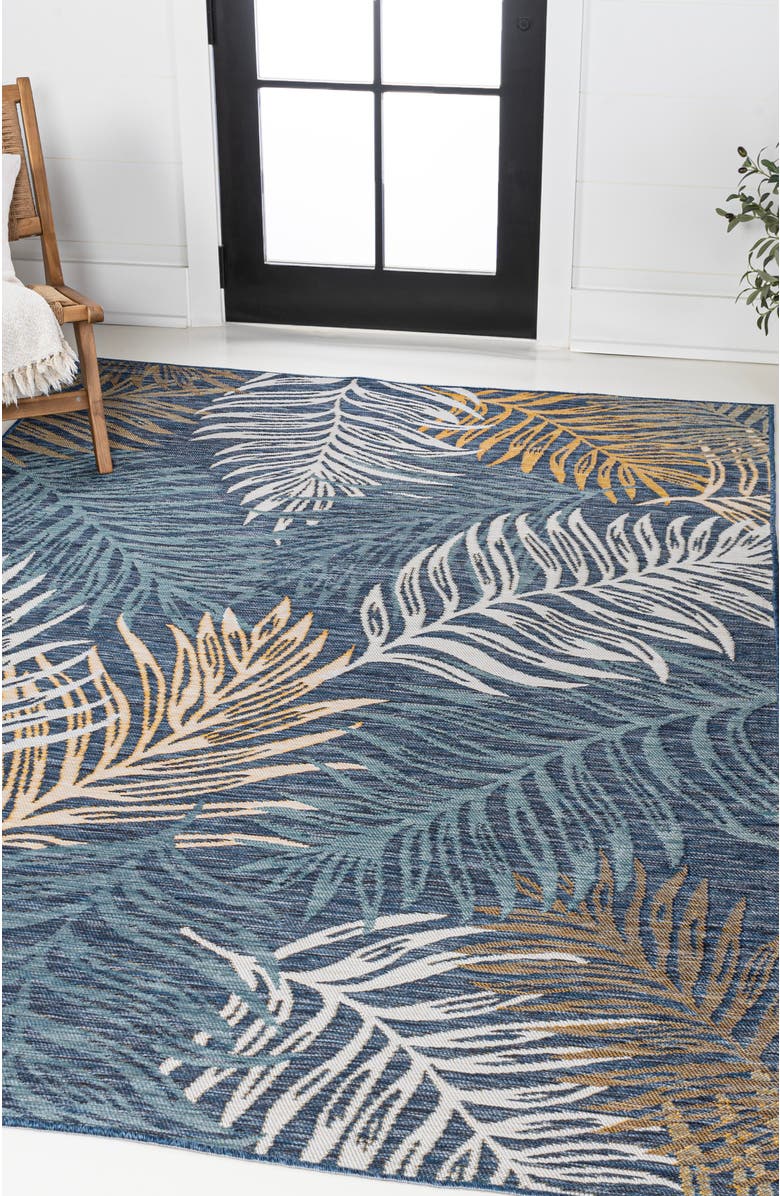 JONATHAN Y Calypso Coastal Casual Palm Frond Reversible Machine-Washable Indoor/Outdoor Area Rug, Alternate, color, Cream/Navy