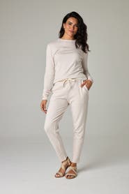 eavolu Serengeti Eco-Luxe Fleece Slim Pant - Cloud-Soft Comfort