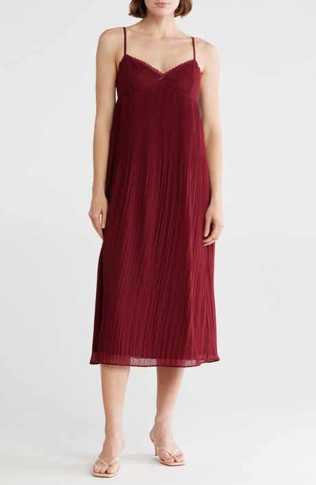 Lush Lace Trim Empire Waist Pleated Midi Dress