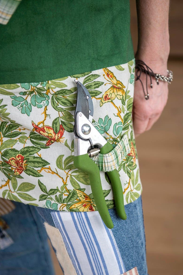 Love Grows Gardening Apron, Alternate, color, Green