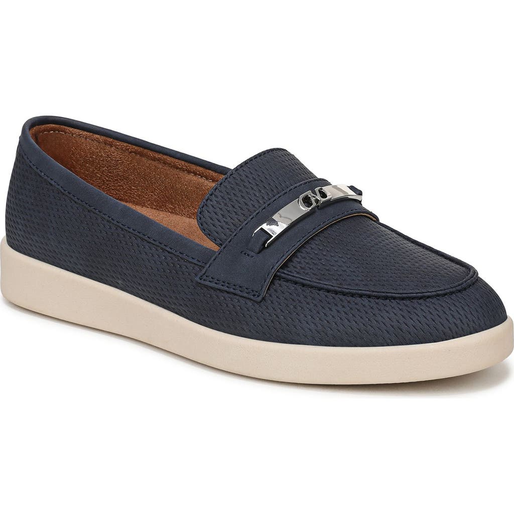 Naturalizer Isla Bit Loafer In Blue