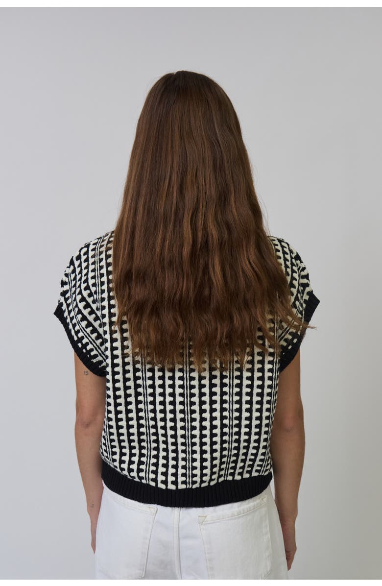 Central Park West Skye Scallop Stitch Polo, Alternate, color, Black/White