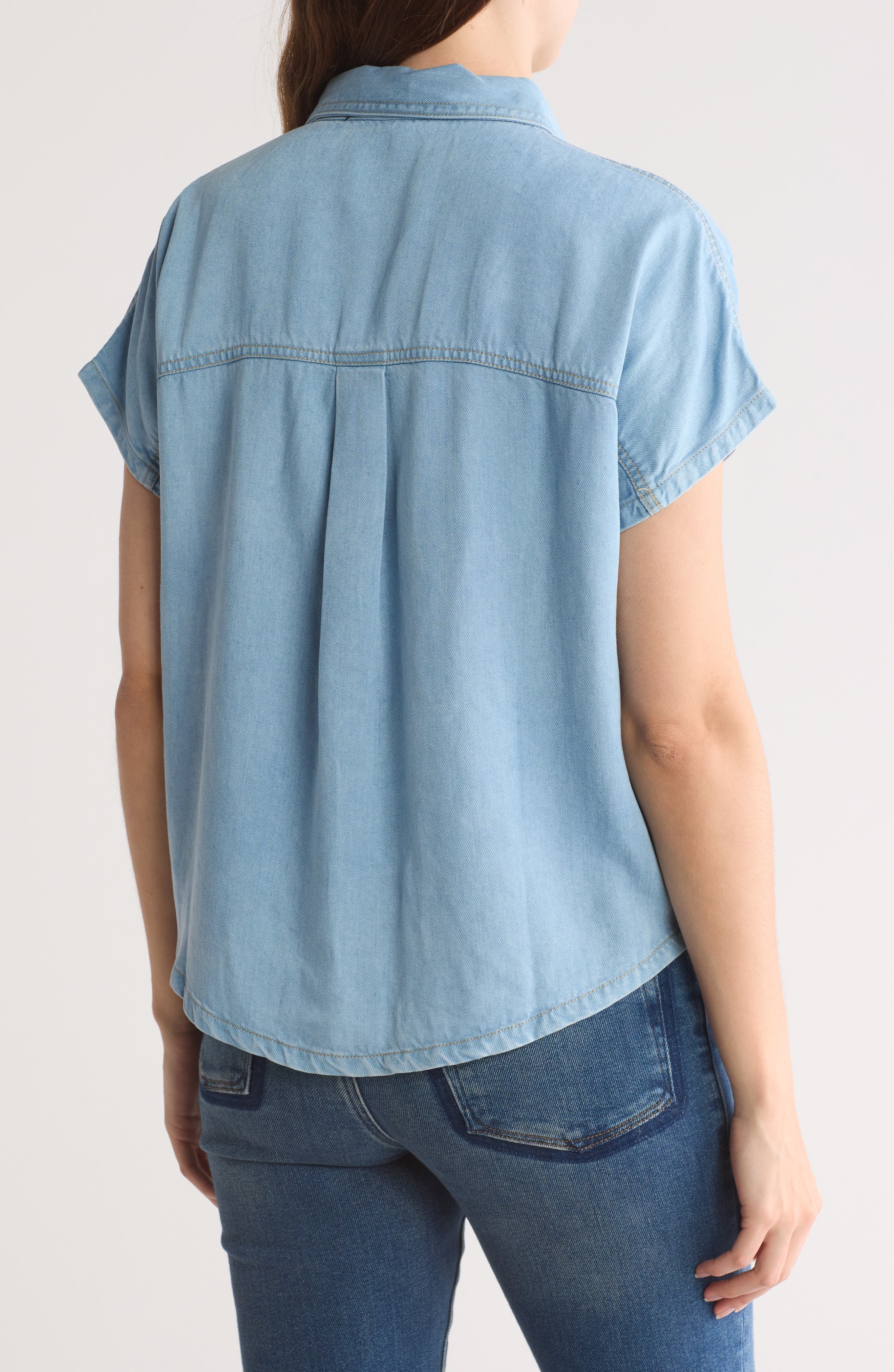 Short Sleeve Button-Down Shirt - image 2