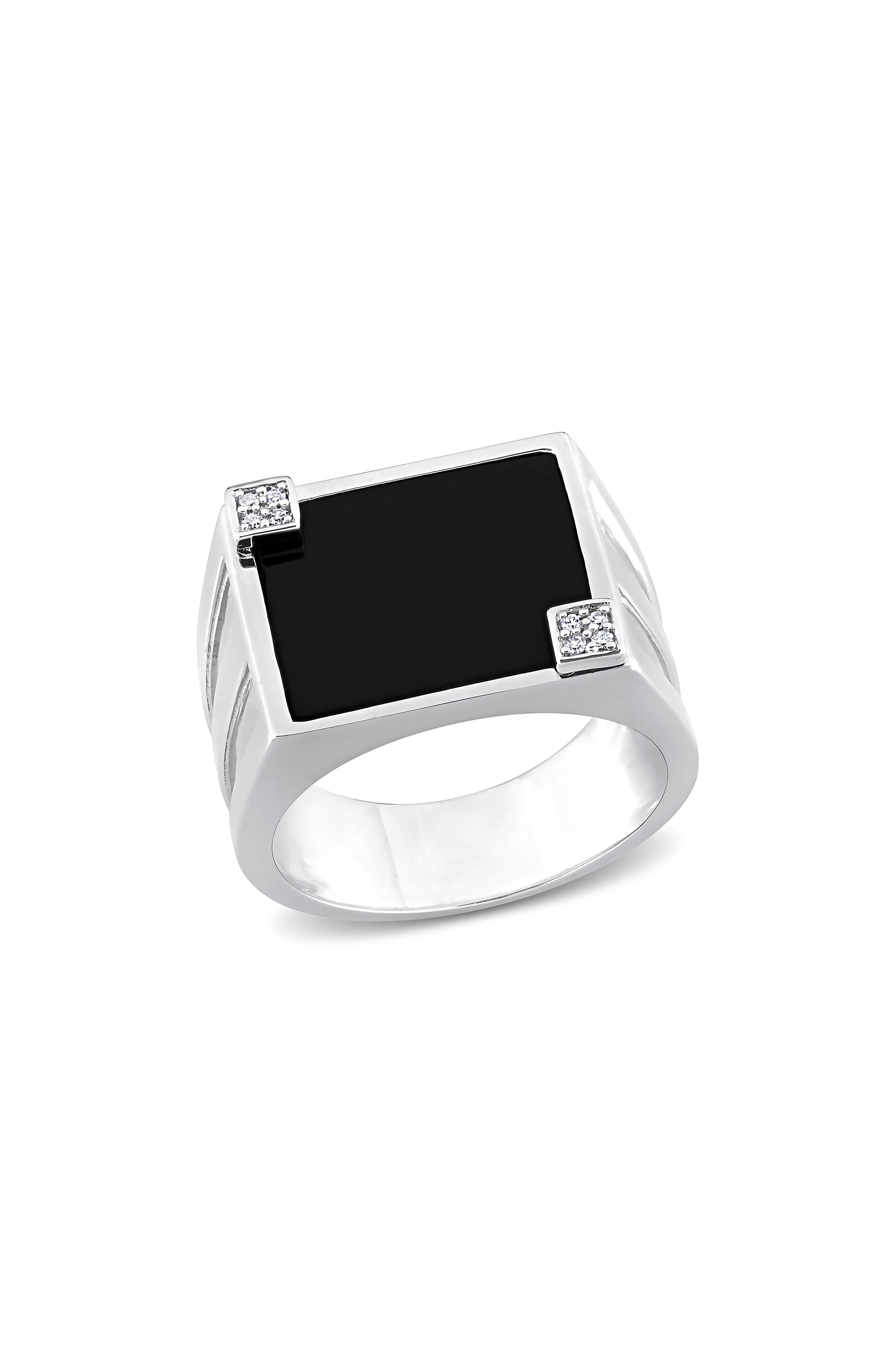 DELMAR Onyx & Diamond Square Ring - 0.04ct.