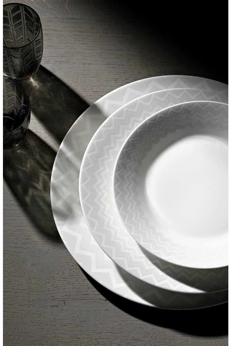 Pickle Dish ZIG ZAG  White diam. 9", Alternate, color, White