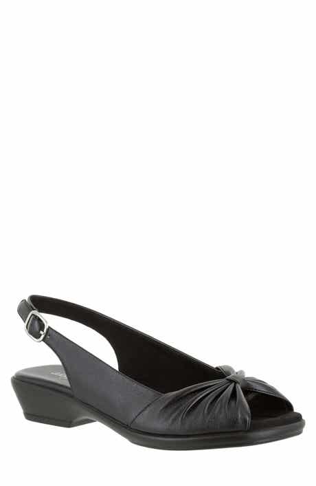 EASY STREET Fantasia Slingback Pump