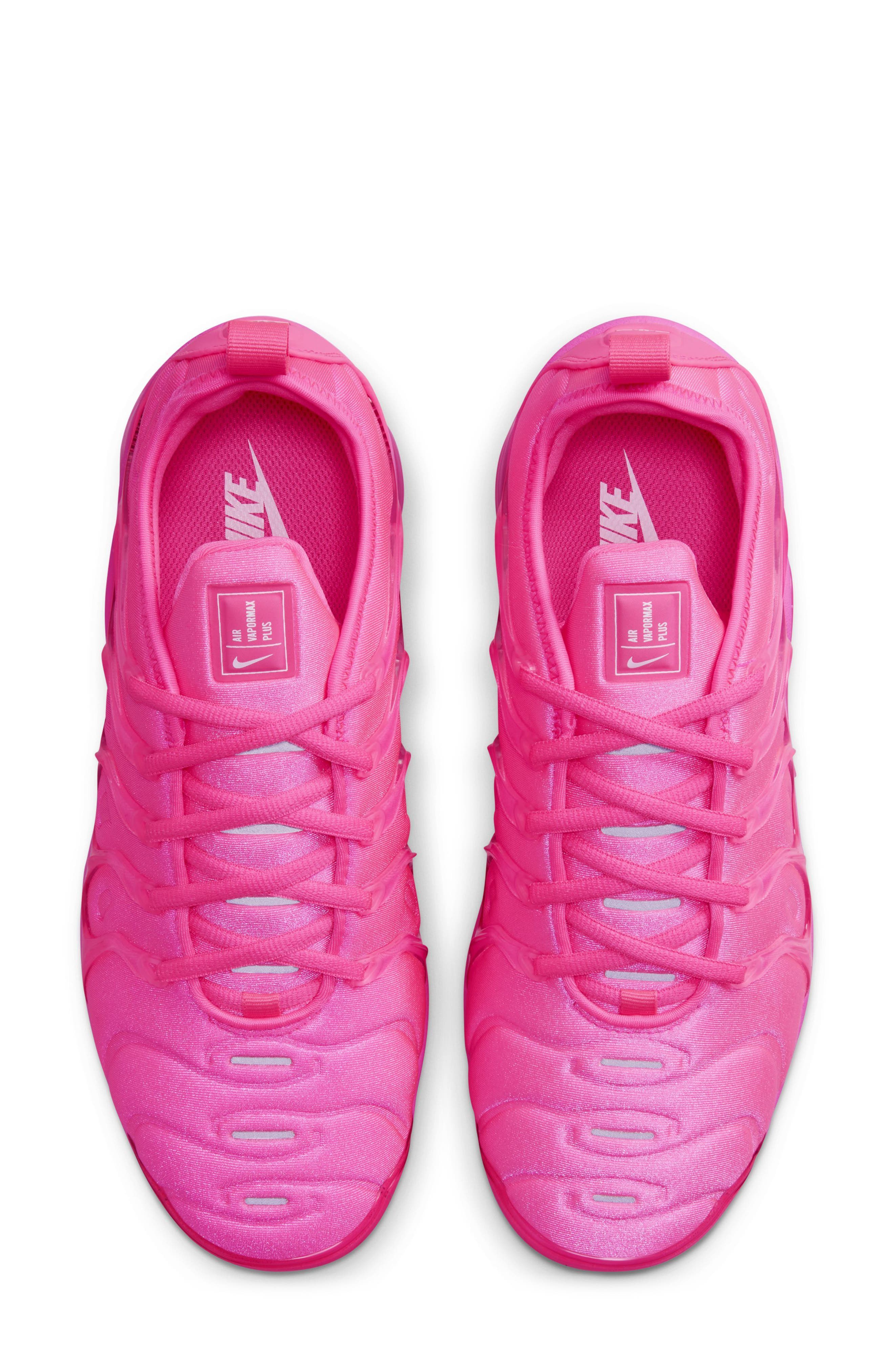 Nike Air VaporMax Plus Sneaker, Alternate, color, 