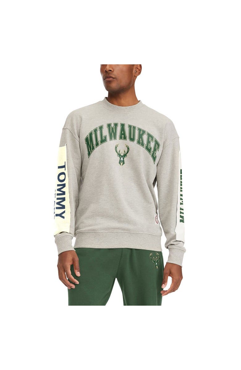 TOMMY JEANS Men's Tommy Jeans Gray Milwaukee Bucks James Patch Pullover Sweatshirt, Main, color, Gray