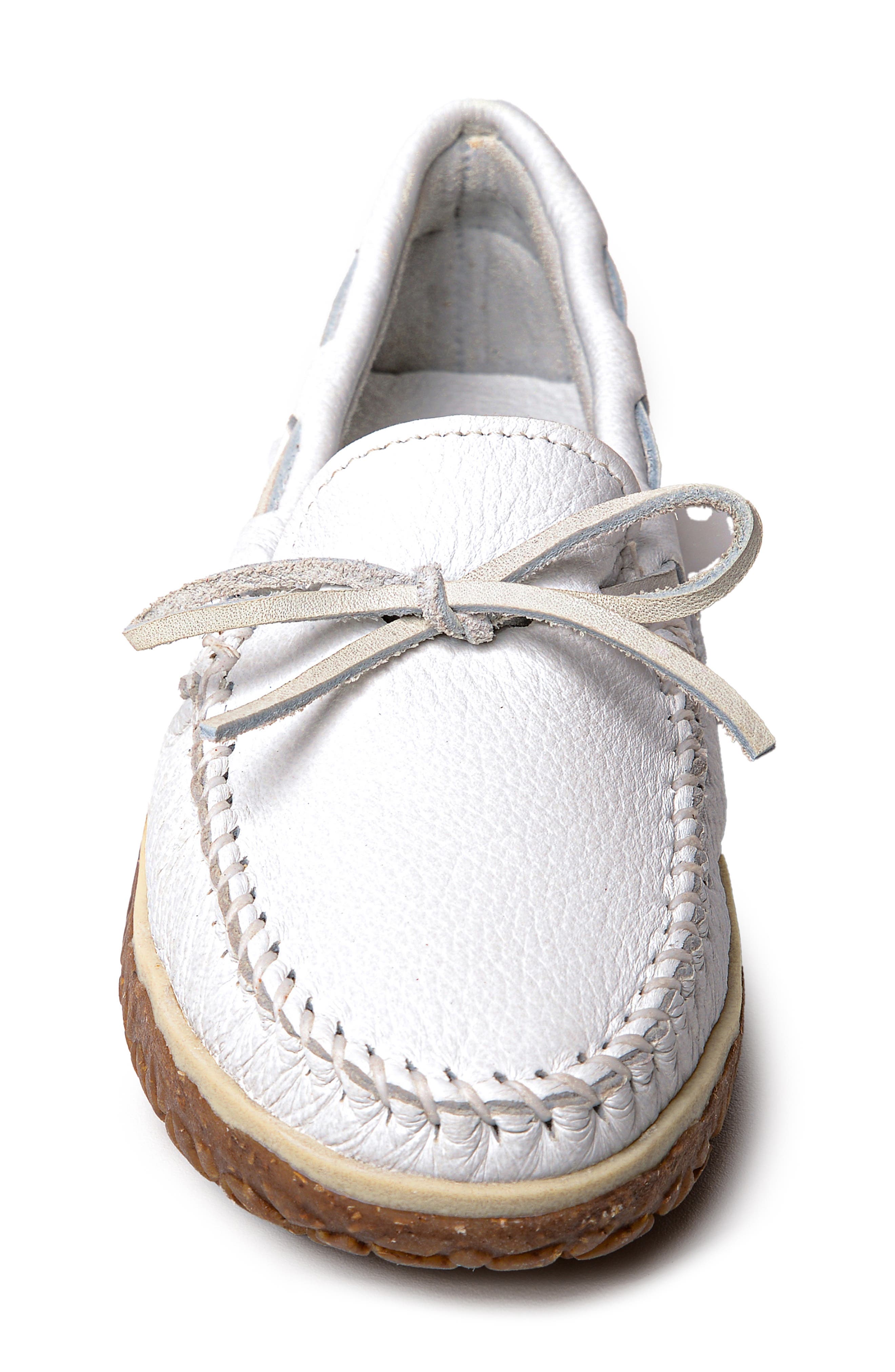 Deerskin Tread Slipper, Alternate, color, WHITE