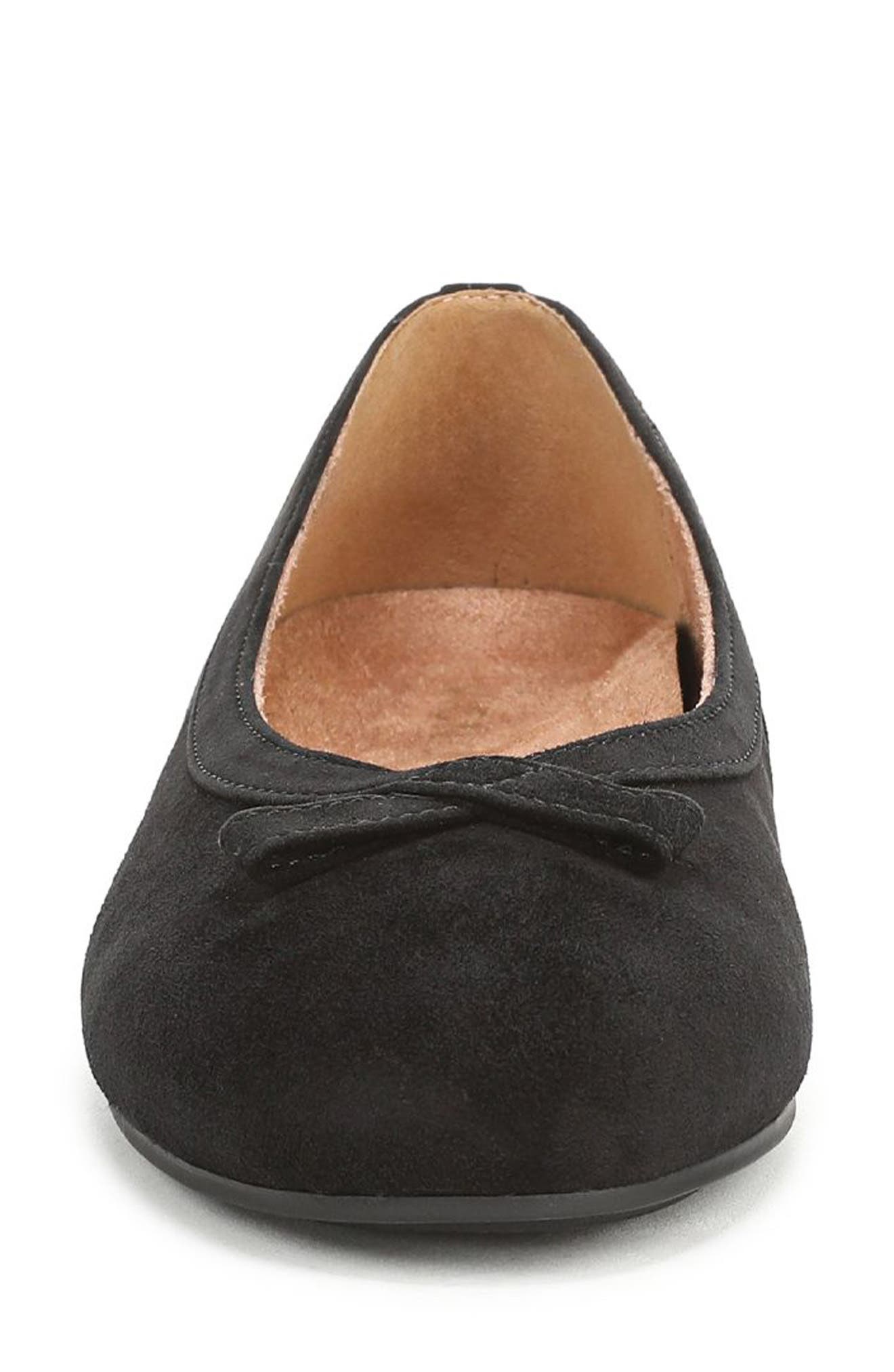 Vionic Sidney Ballet Flat, Alternate, color, Black
