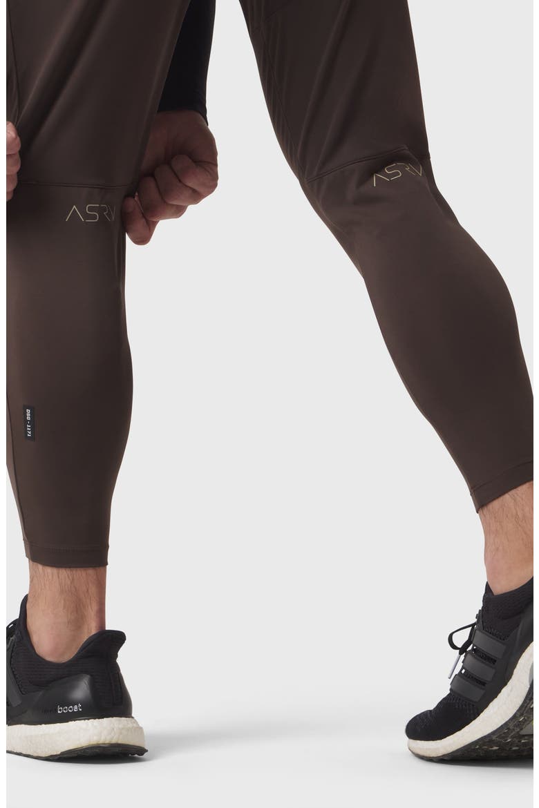 Hybrid Belt Pack Run Jogger, Alternate, color, Dark Earth