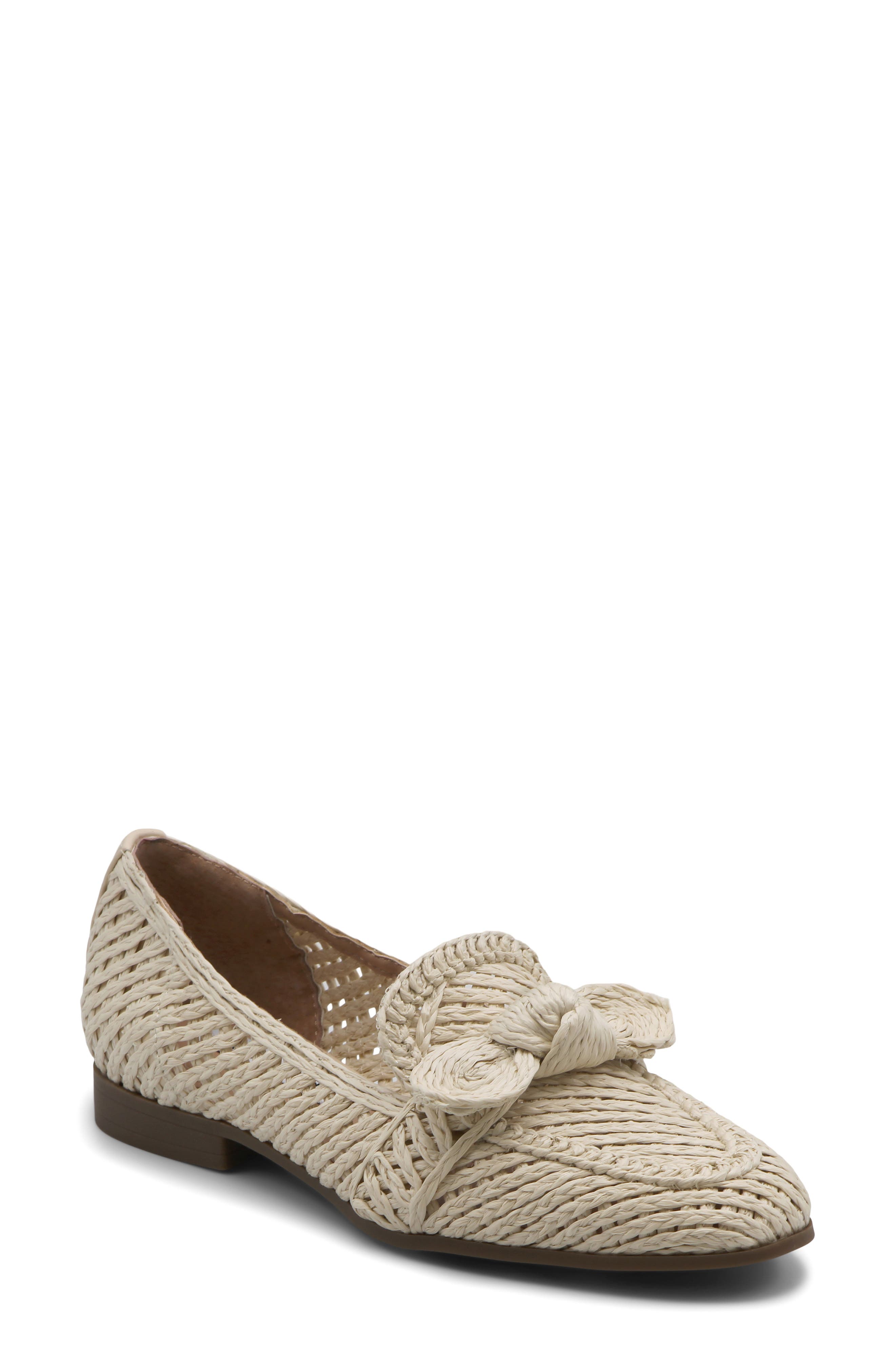 Charles David Finite Raffia Loafer