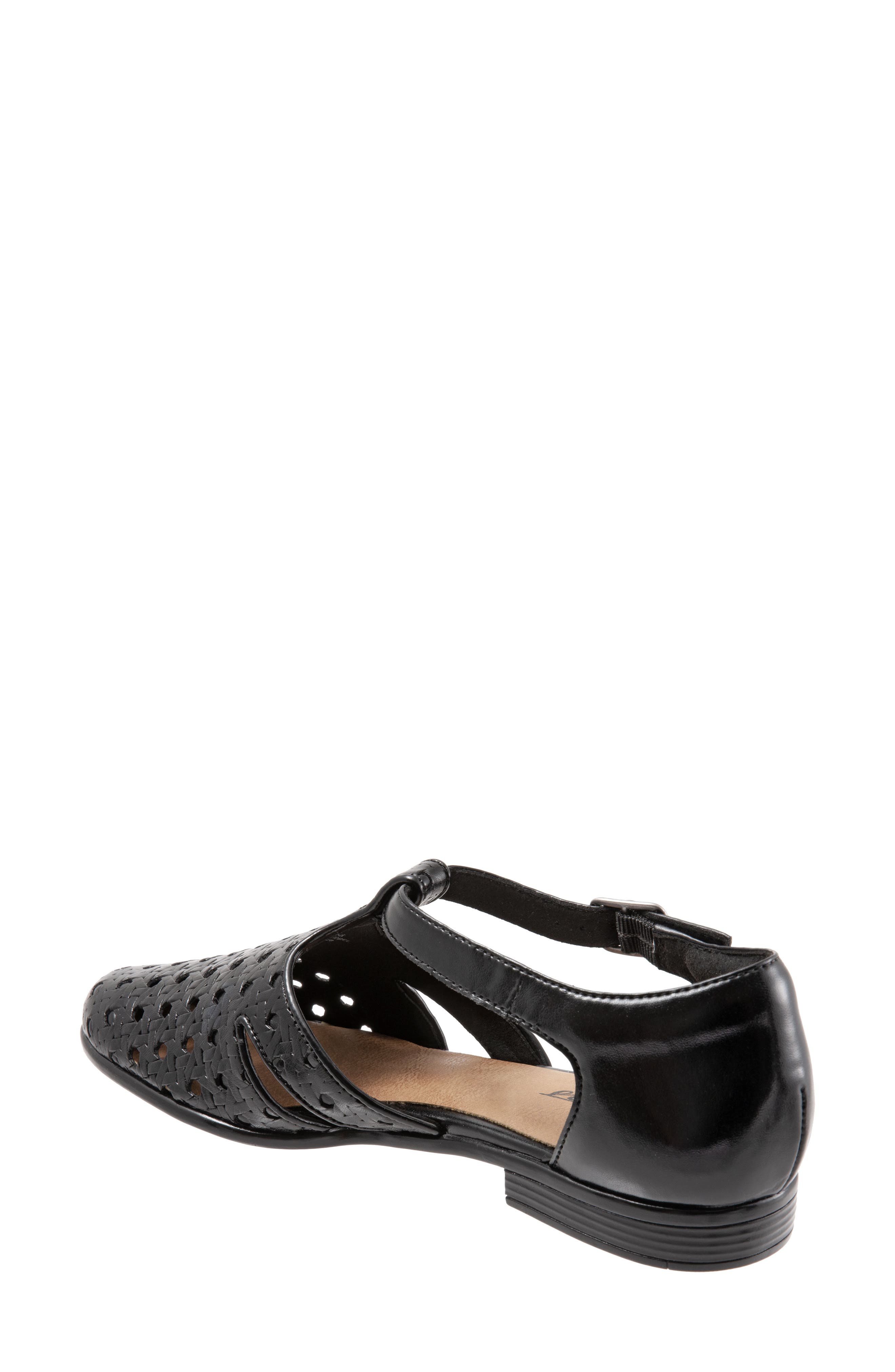 Trotters Leatha Open Weave Skimmer Flat, Alternate, color, 