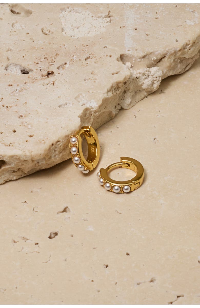 Untamed Petals Pixie Huggie Hoops, Alternate, color, Pearl